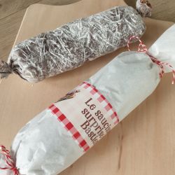 Saucisson trompe l'oeil en chocolat avec emballage personnalisé ***édition Noêl***